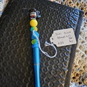 Mini mixie soccor ball pen #28